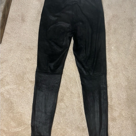 Free People midnight black vegan suede legging ankle pants size XS. Runs large. - Picture 5 of 8